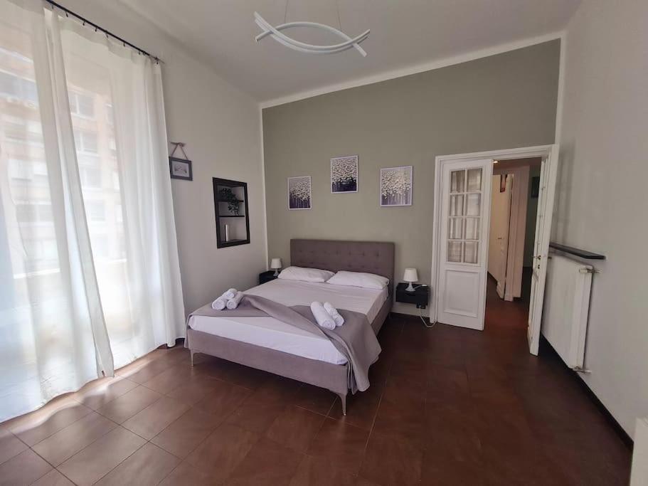 La Casa Di Pepe - Appartamento Centrale Luminoso เจนัว ภายนอก รูปภาพ